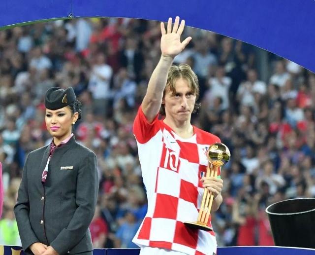 丘库埃泽：人们对伊布言听计从，米兰本赛季有机会夺冠（丘库埃泽：伊布威望十足，米兰本赛季有望夺冠）