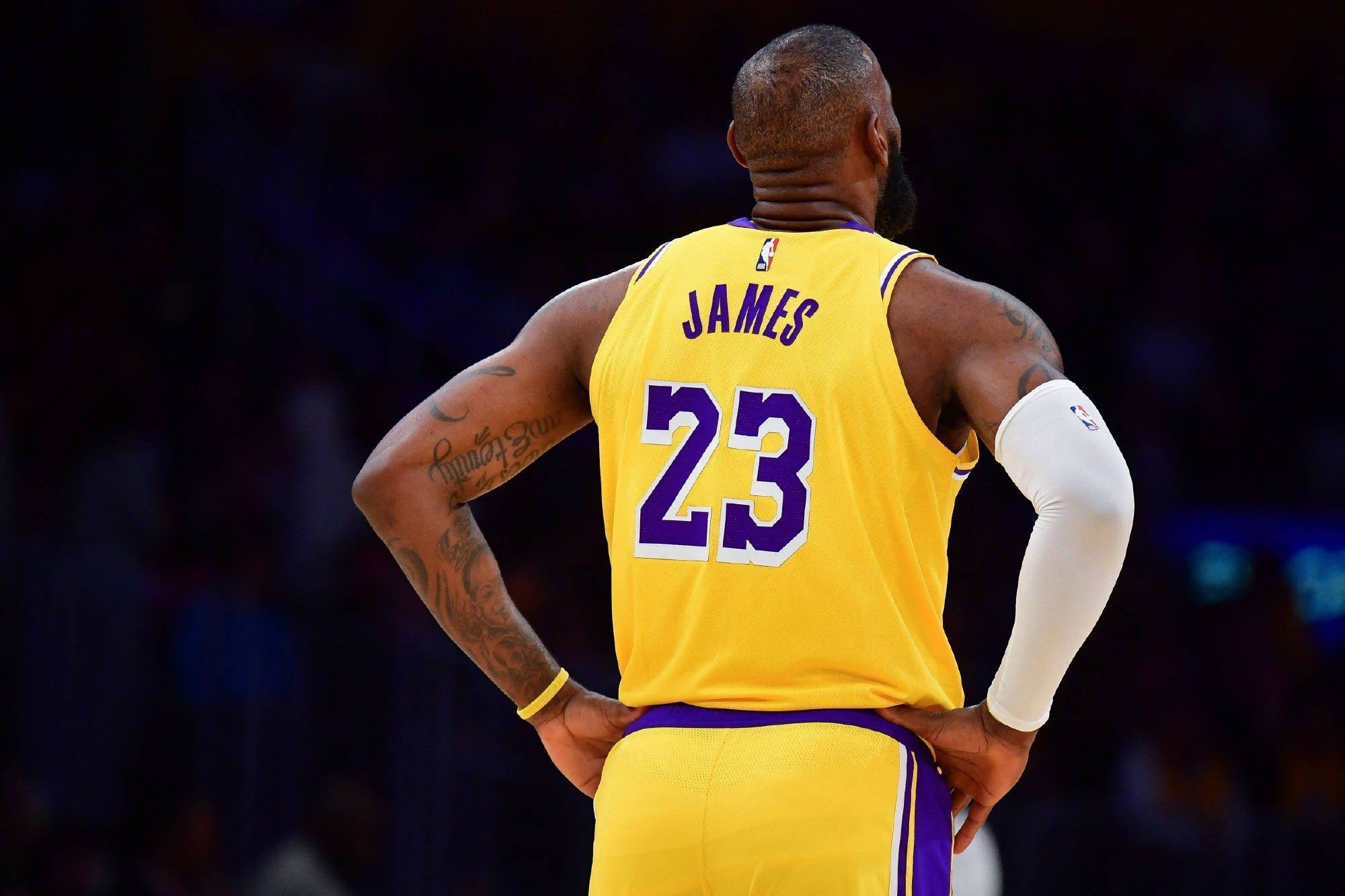 德天空：拜仁看上安德莱赫特17岁中场德卡特（德国天空体育：拜仁相中安德莱赫特17岁中场德卡特）