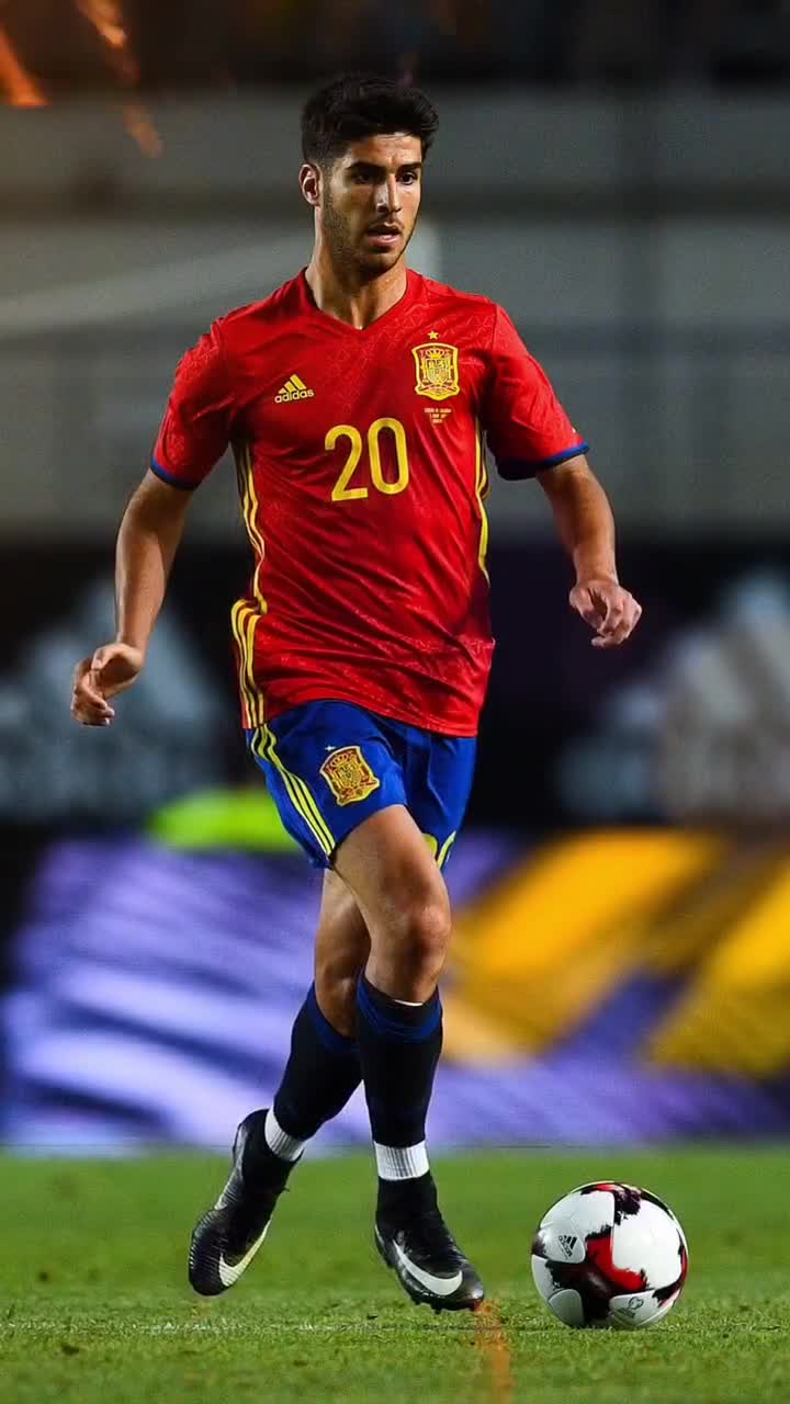 替补都挺猛！骑士板凳席合计30分 公牛也有25分（板凳火力不俗：骑士替补砍下30分，公牛亦拿25分）