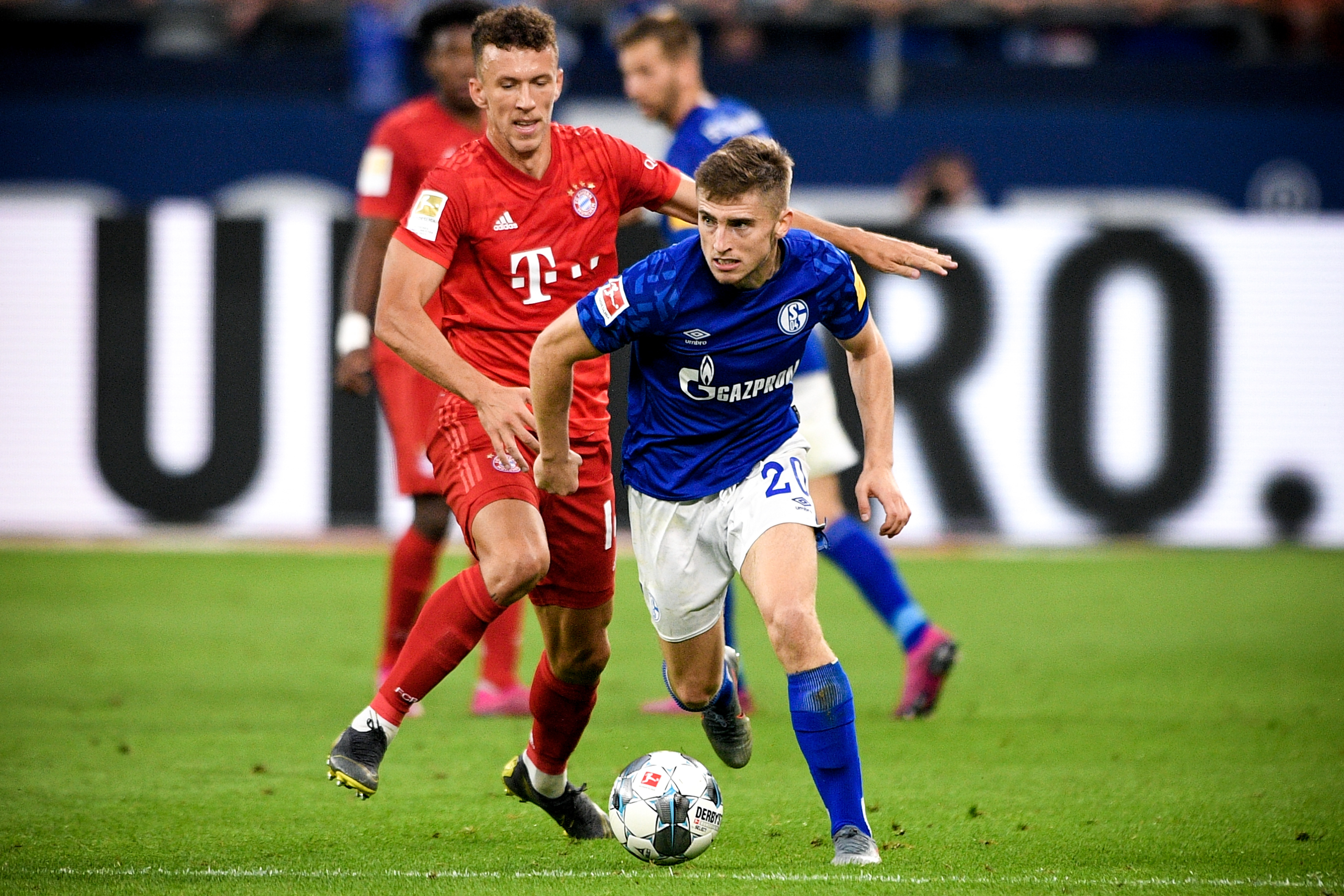 英超自17-18赛季以来门将扑救榜：皮克福德第1，德赫亚上榜（英超自2017-18赛季起门将扑救榜：皮克福德领跑，德赫亚在列）