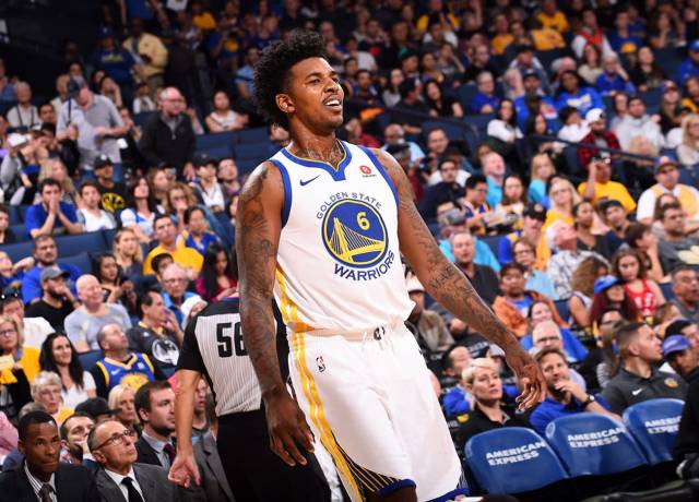 普约尔：我在家里很少谈足球，两个女儿最近才知道我曾效力巴萨（普约尔：家中几乎不聊足球，女儿们最近才知道我曾为巴萨踢球）