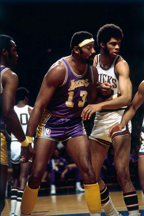 法媒：巴萨、拜仁、米兰和尤文关注南特17岁中卫塔蒂（法媒称：南特17岁中卫塔蒂获巴萨、拜仁、米兰与尤文关注）